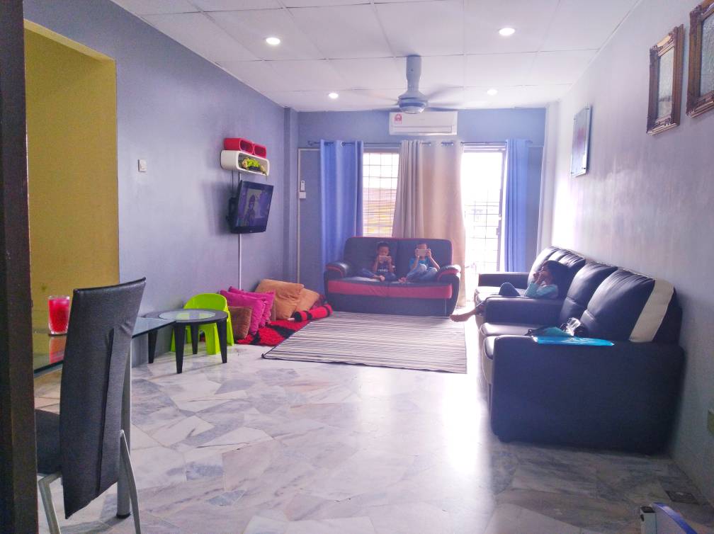 WORTH BUY 1200sf Apartment Putra Permai NEGOTIABLE - photo 4