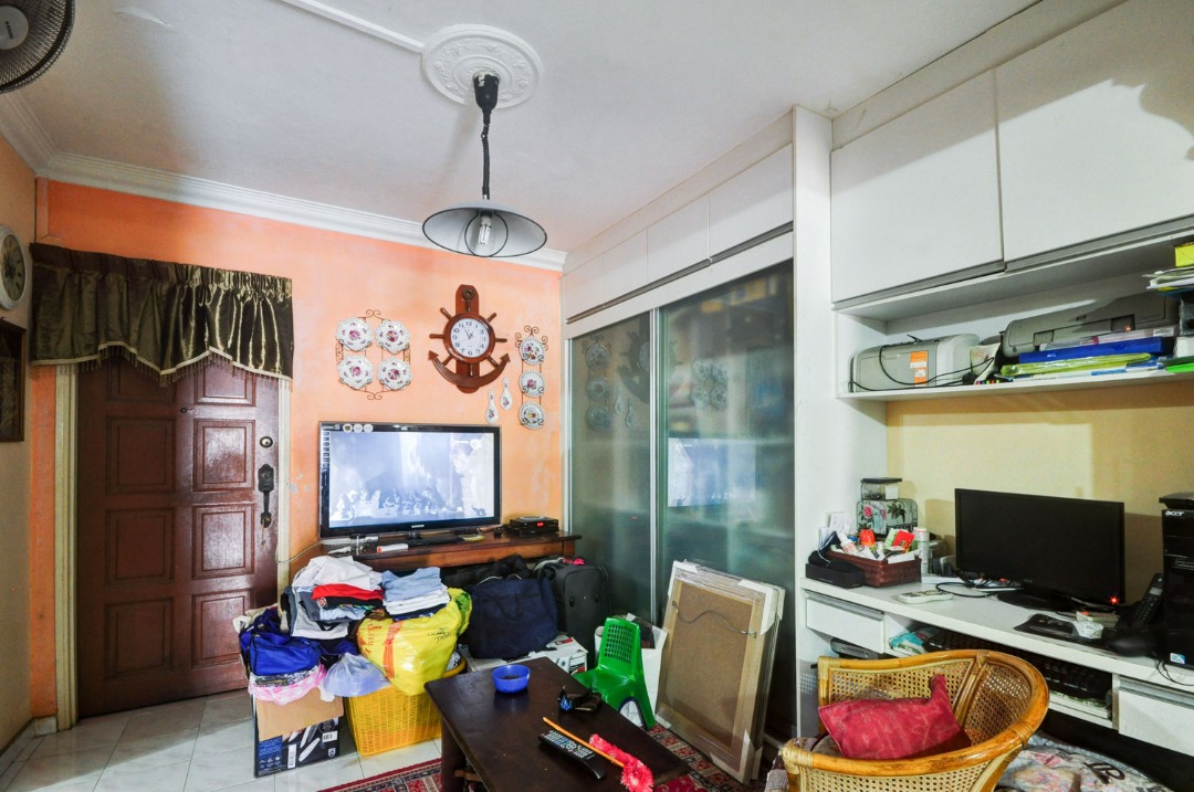 STRATEGIC LOCATION Single storey PJ NEAR LRT - photo 4