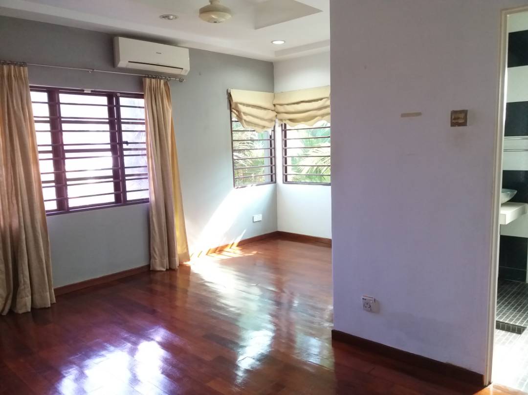 PERFECT HOME BIG FAMILY Bungalow Suadamai Cheras - photo 7