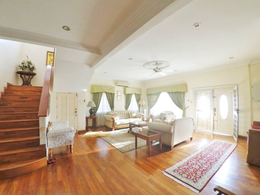 LUXURY 3 STOREY Bungalow Shah Alam PARK 12 cars - photo 3