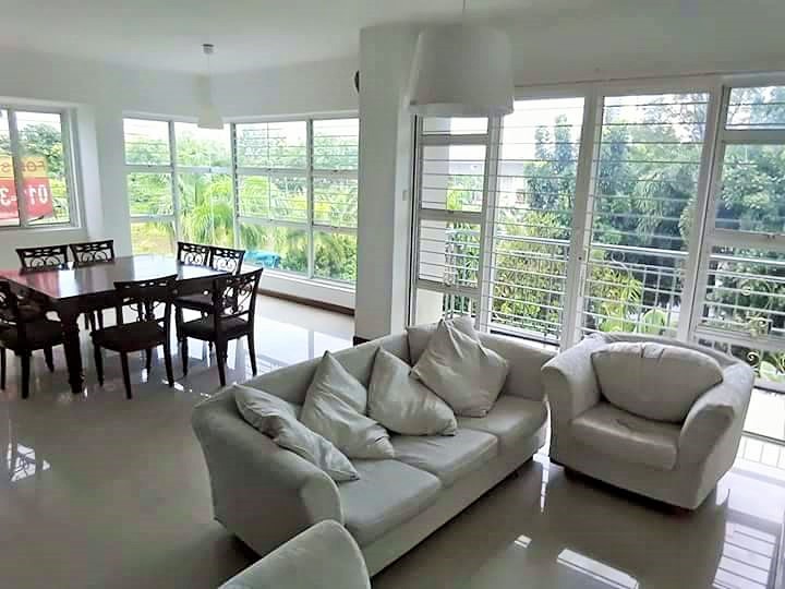 2 PARKING Low Rise Condo Desa Impiana Puchong COSY