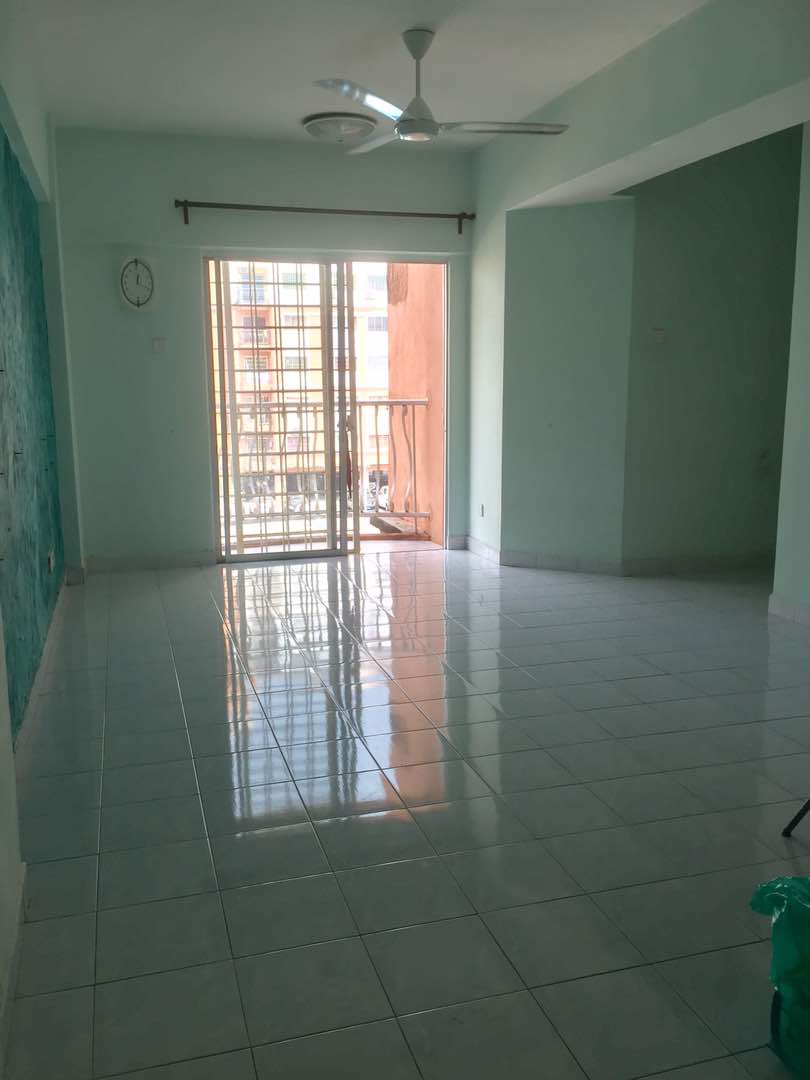 NICE POOL VIEW Sri Hijau Apartmen Cheras LOW LEVEL - photo 3