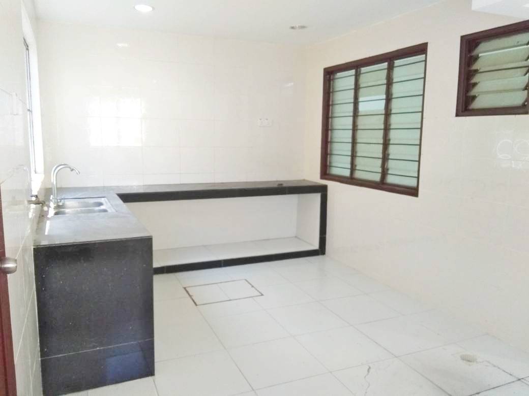 ENDLOT SPACIOUS LAYOUT Taman Saujana Impian Kajang - photo 2