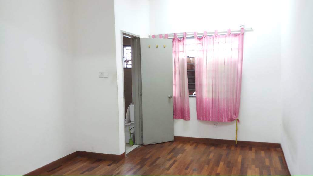 CHEAPEST Landed Bangi Seri Wirani WELL MAINTAIN - photo 7