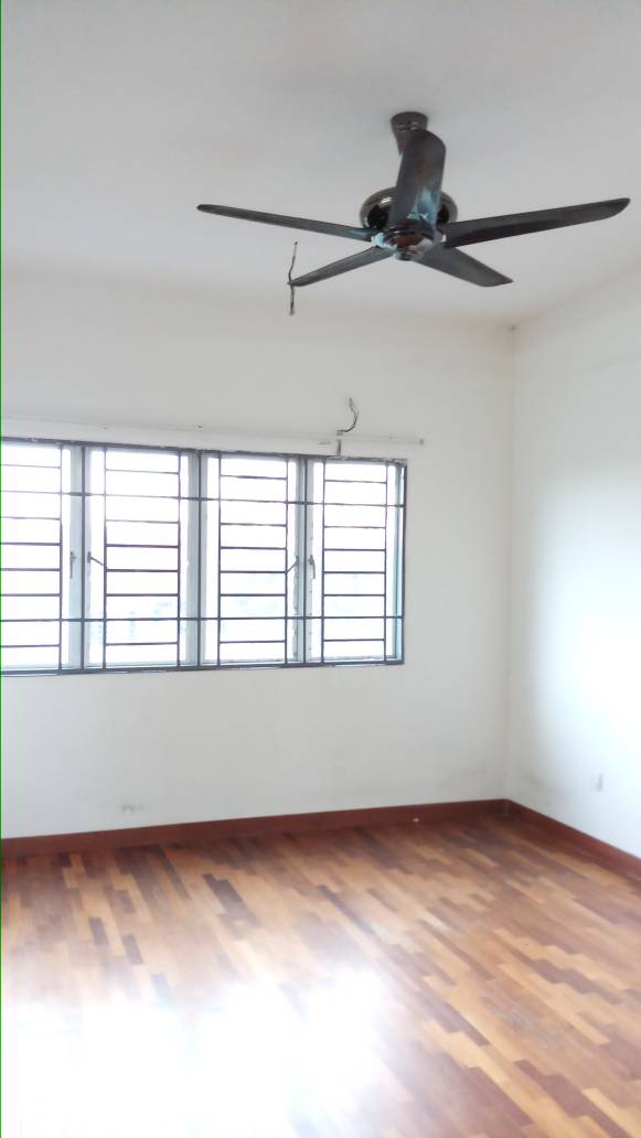 CHEAPEST Landed Bangi Seri Wirani WELL MAINTAIN - photo 6