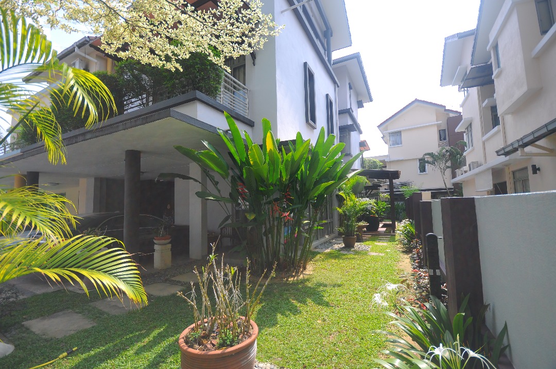 LUXURY 3 STOREY FREEHOLD Semi D Changkat Kiara KL - photo 10