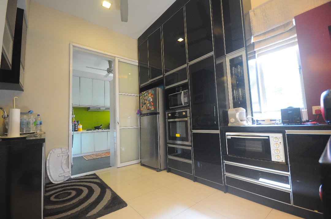 LUXURY 3 STOREY FREEHOLD Semi D Changkat Kiara KL - photo 2