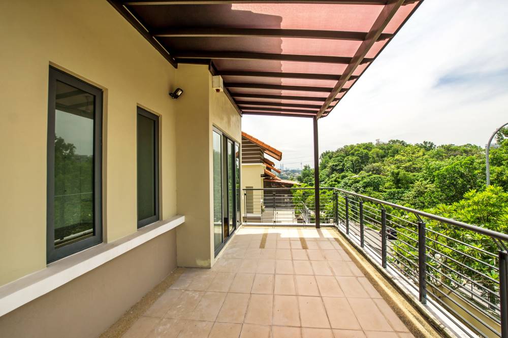 LUSH GREENARY RENOVATED Endlot Kiara View Hartamas - photo 7