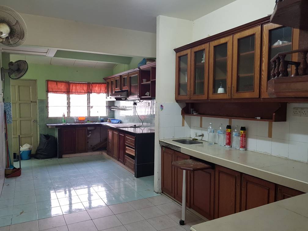 FACING FIELD FREEHOLD Taman Sutera Kajang SPACIOUS - photo 6