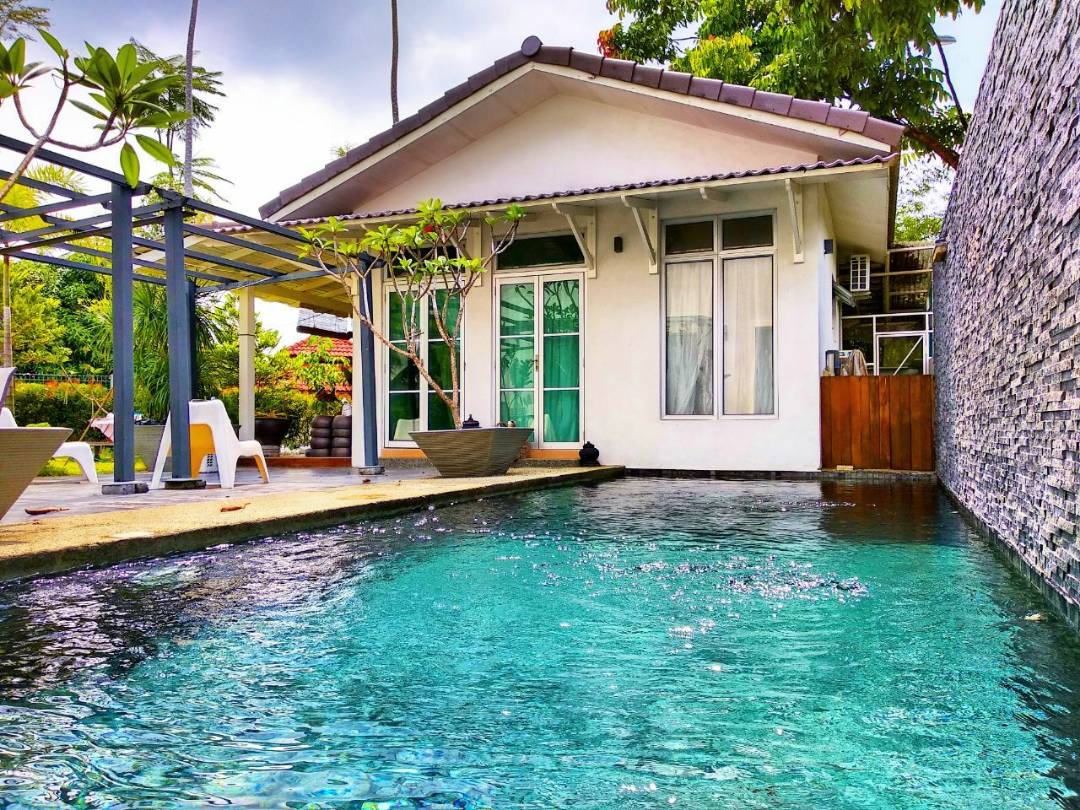 FREEHOLD WITH SWIMMING POOL Semi D Kota Seriemas
