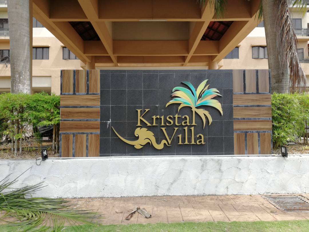 LOWER FLOOR BEAUTIFUL Kristal Villa Condo Kajang - photo 3