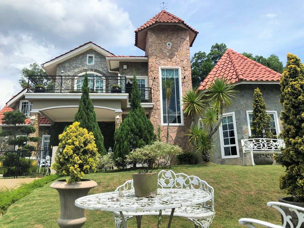 VINTAGE COSY Bungalow Jalil Heights Seri Kembangan