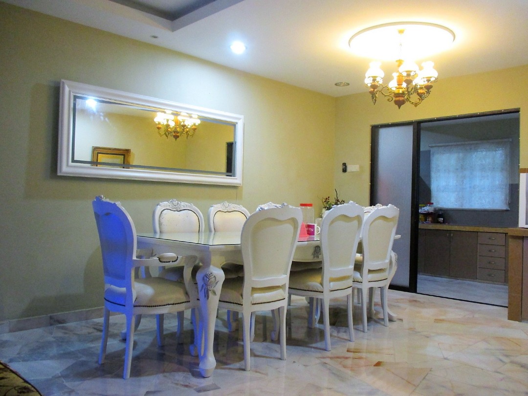 RENOVATED CORNER LOT Wangsa Maju HUGE LAND AREA - photo 2