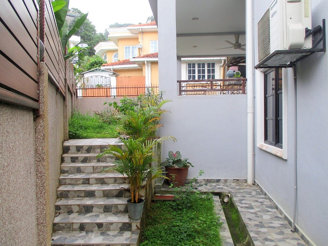 RENOVATED CORNER LOT Wangsa Maju HUGE LAND AREA - photo 6