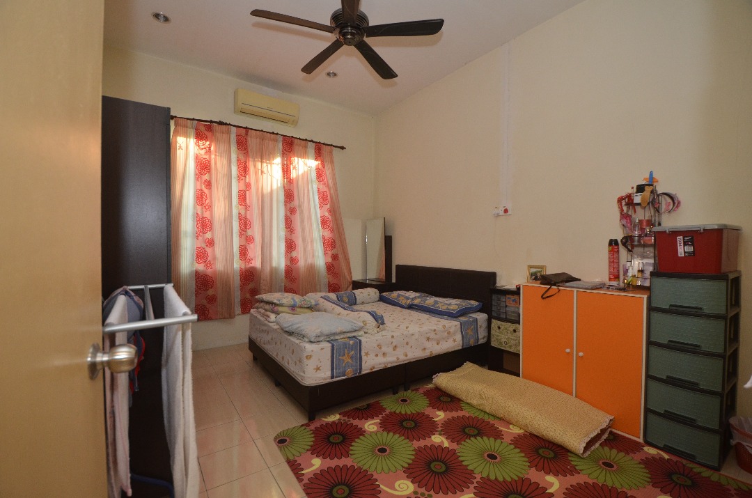 SPACIOUS IDEAL Single storey Rantau Panjang Klang - photo 4