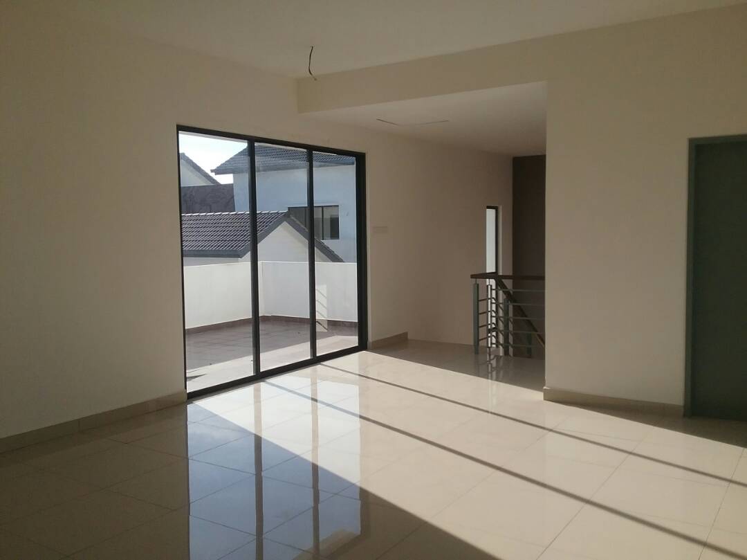 SUPERB HUGE CORNER 3 Storey Semi D Sungai Buloh - photo 3