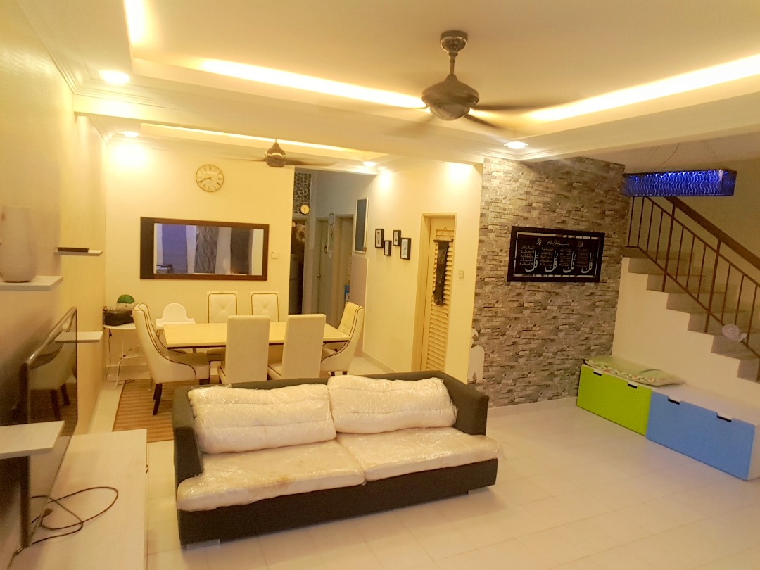 EXCLUSIVE Fully Renovated Bandar Puncak Alam Suria - photo 2