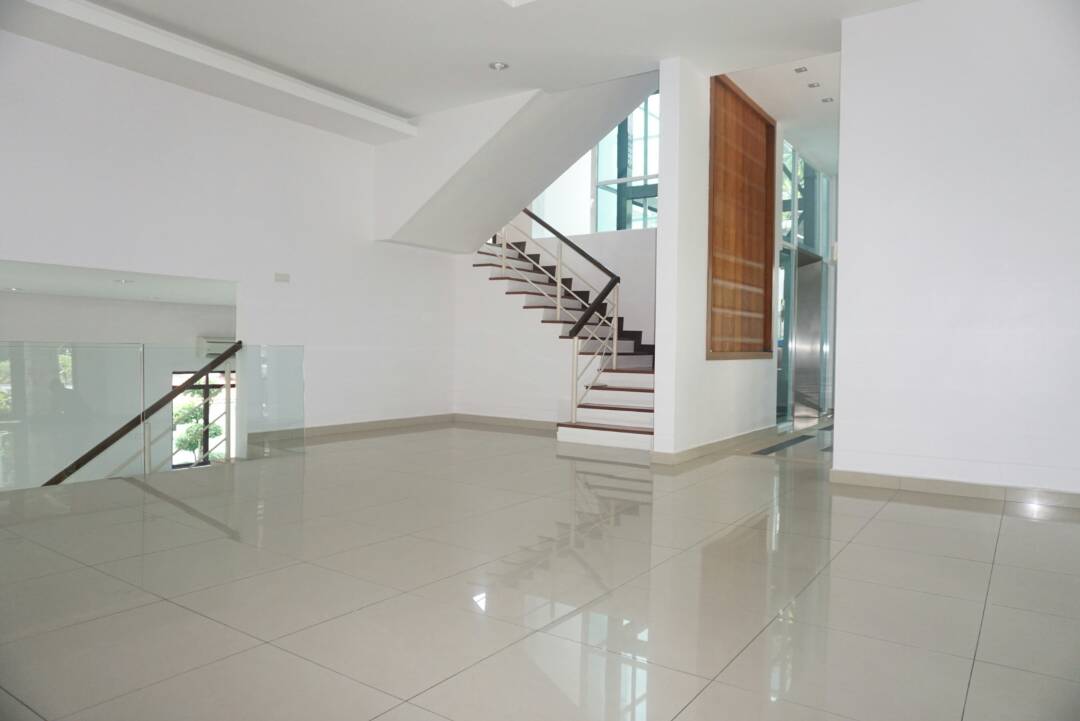 LUSH GREENERY Bungalow Green View Taman OUG KL - photo 10