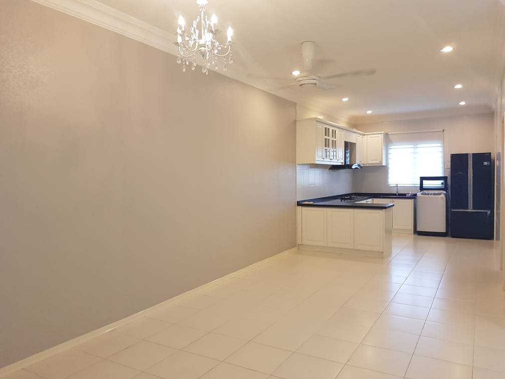 MOVE IN CONDITION EXCLUSIVE Lake Residence Puchong - photo 4