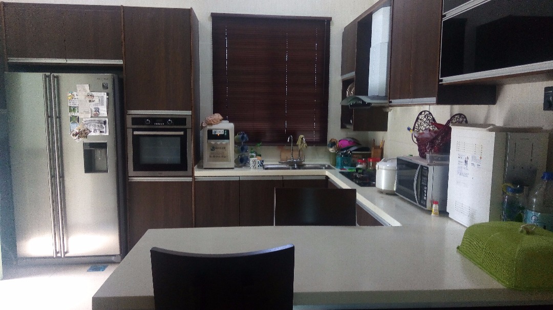 AMAZING SPACIOUS Bungalow Desa Pinggiran Putra - photo 5