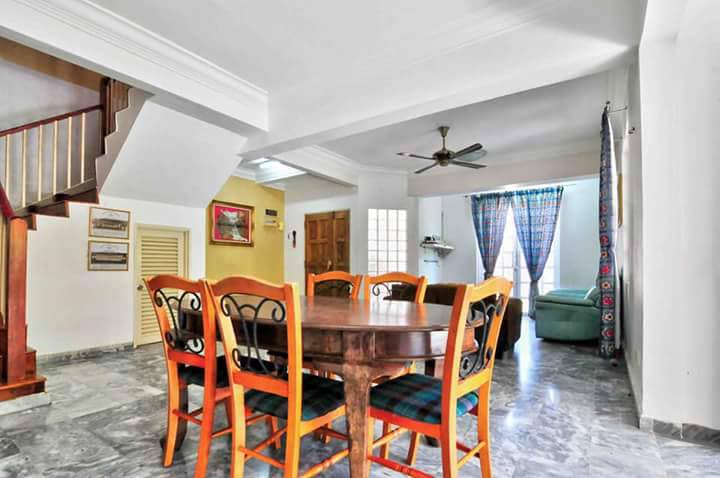 HUGE LAND AREA Bungalow Bukit Antarabangsa Ampang - photo 4
