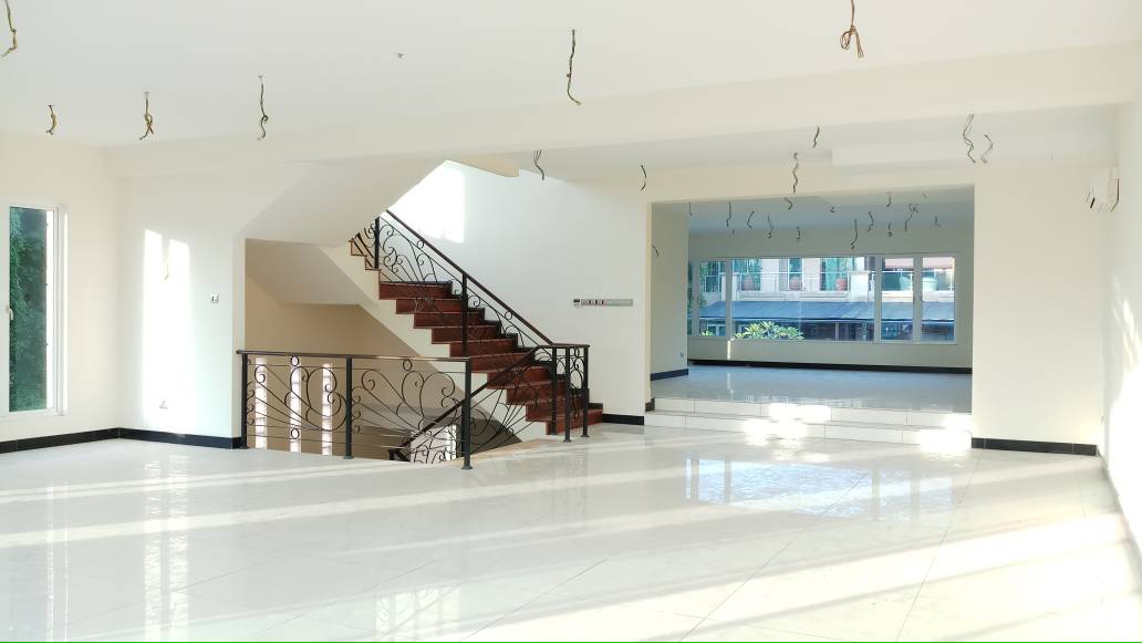 SPACIOUS Endlot Three Storey Semi D Kemensah Mewah - photo 2