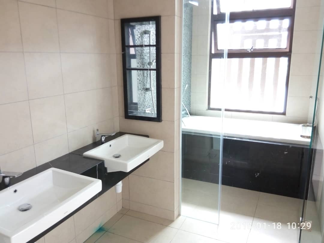 PRESTIGIOUS Semi D Twin Villa Persint 8 Putrajaya - photo 4