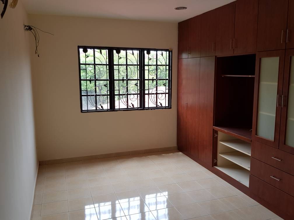 FACING SOUTH Putra Bahagia Putra Heights RENOVATED - photo 5