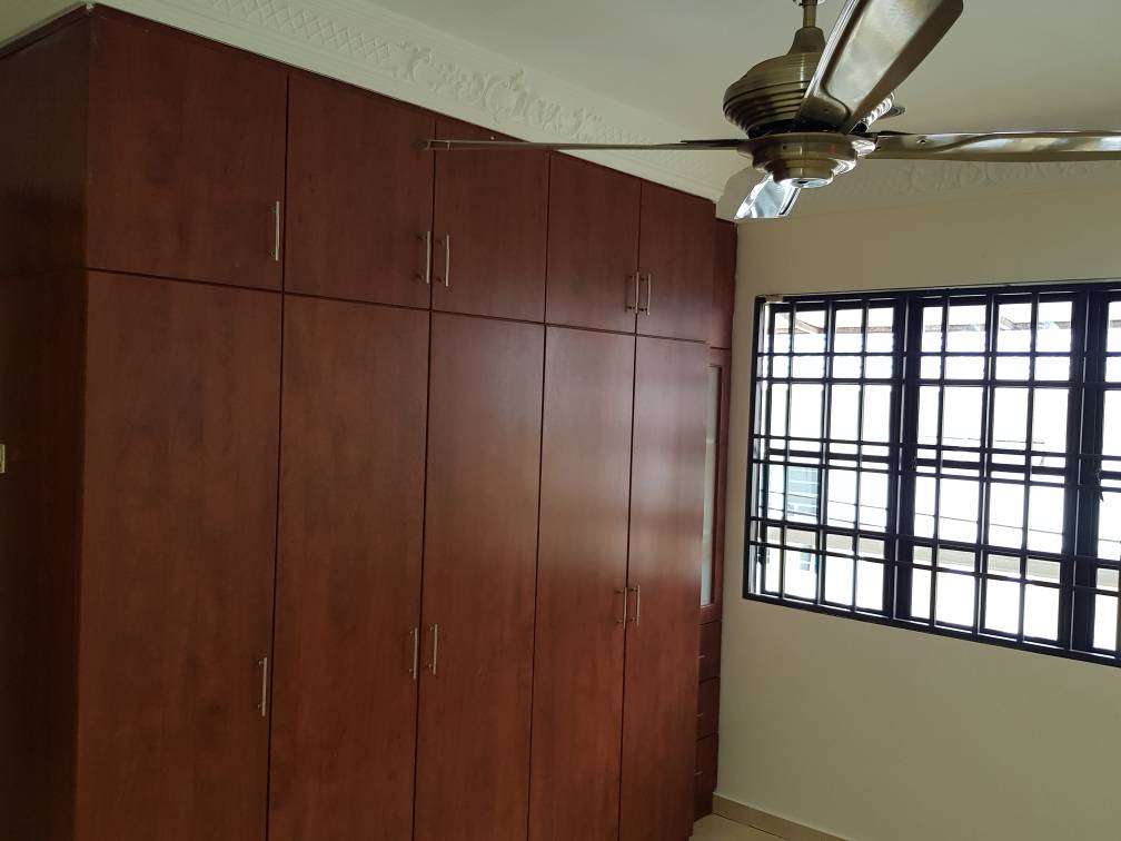 FACING SOUTH Putra Bahagia Putra Heights RENOVATED - photo 4