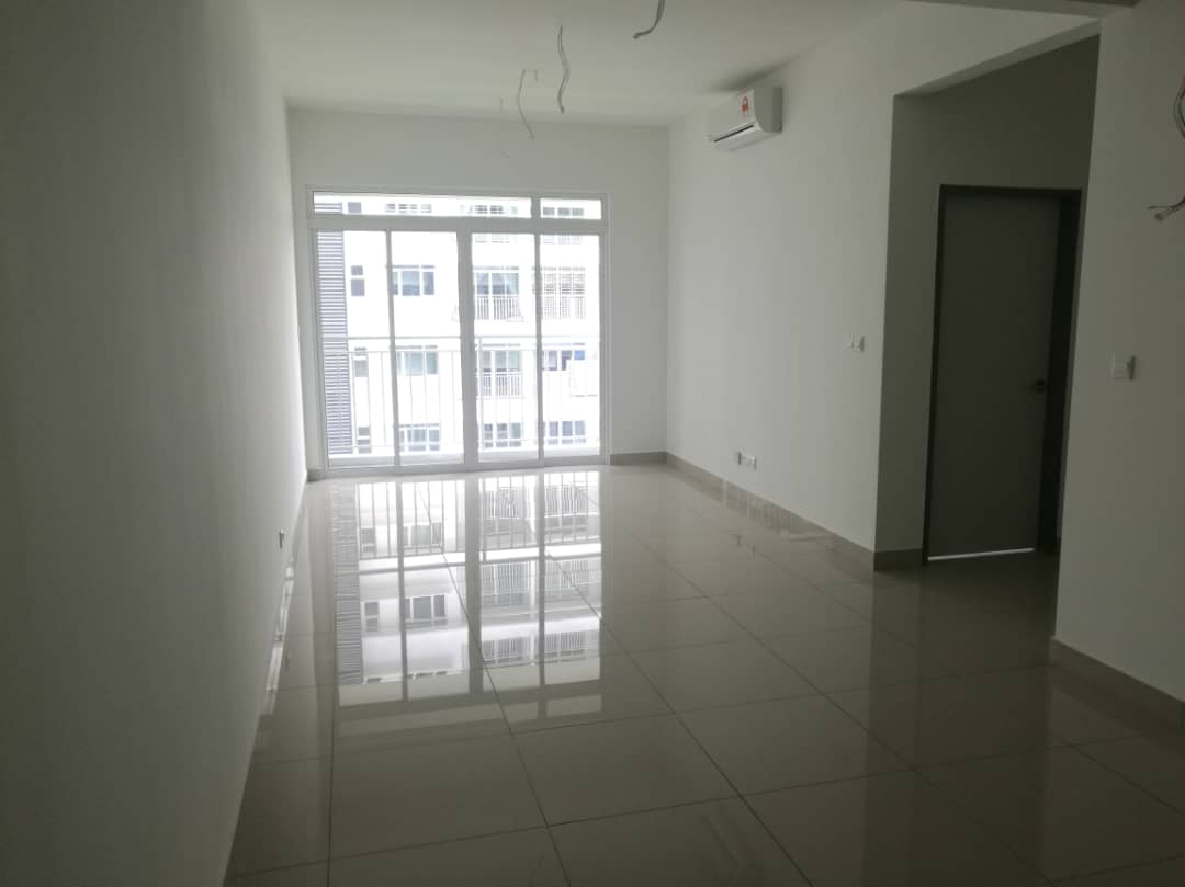 BRAND NEW Condo V Residensi Shah Alam NEGOTIABLE - photo 2