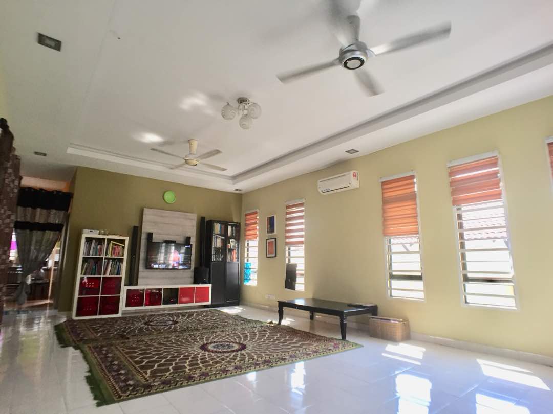 FREEHOLD Semi D Taman Dahlia Bandar Salak Tinggi - photo 3