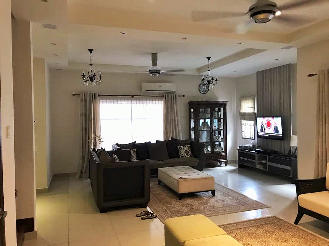 ELEGANTLY Semi D Prima Saujana Kajang HUGE KITCHEN - photo 2