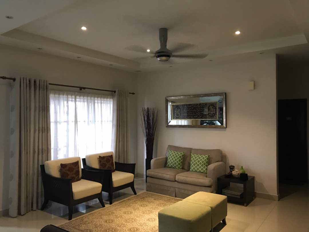 ELEGANTLY Semi D Prima Saujana Kajang HUGE KITCHEN - photo 3
