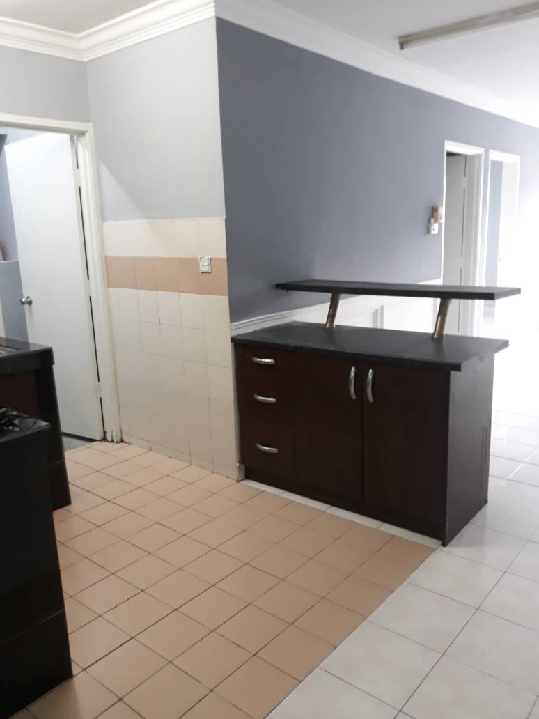 BEST UNIT RENOVATED Flora Damansara Perdana MODERN - photo 7