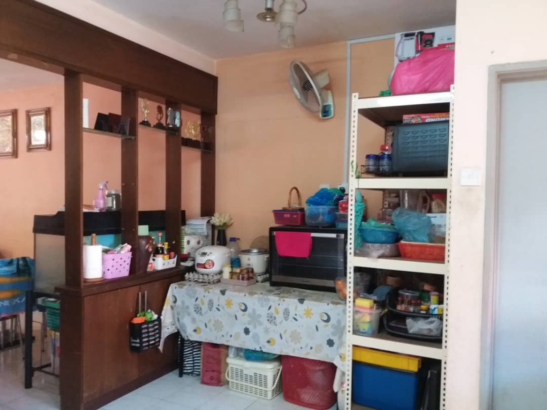 GATED GUARDED Taman Selayang Mulia BMV NEGOTIABLE - photo 8