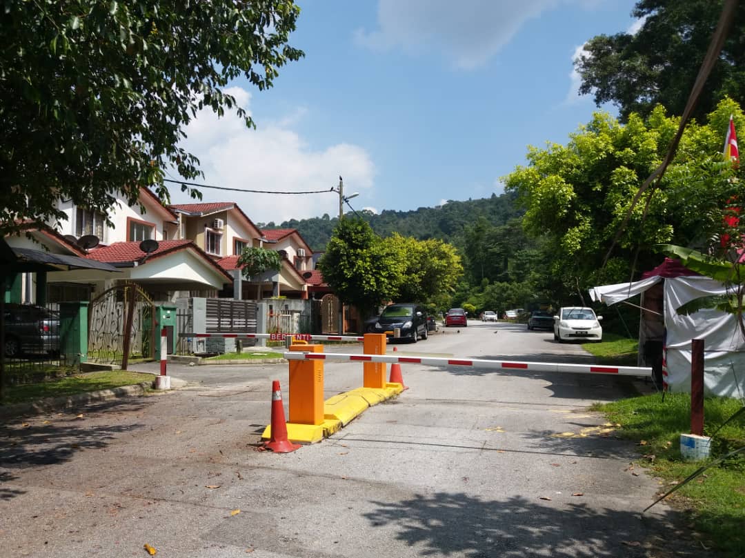 GATED GUARDED Taman Selayang Mulia BMV NEGOTIABLE - photo 7