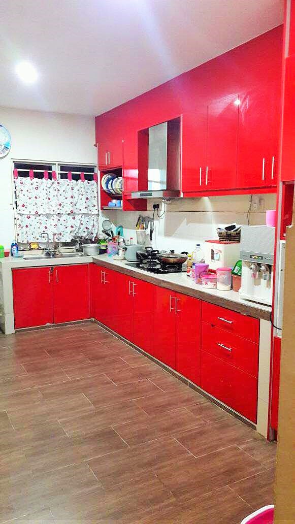 SPACIOUS Renovated Double Storey Tmn Emas Dengkil - photo 3