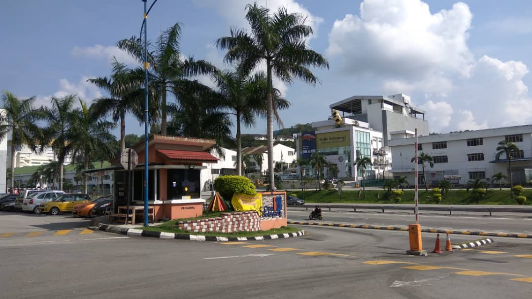 LEVEL 1 One Selayang NEAR HOSPITAL Renovated Unit - photo 2