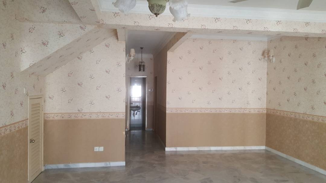 FULL RENOVATION Putra Heights Section 9 LOTENG - photo 2