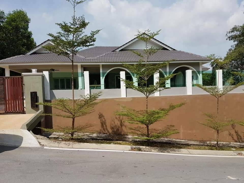 HUGE Single Storey Bungalow Seksyen 9 Shah Alam