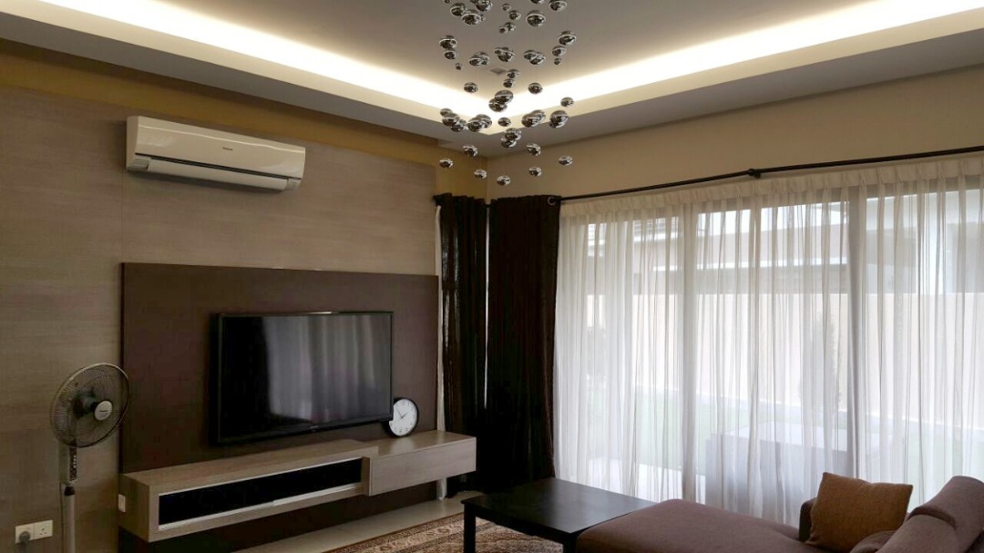 FREEHOLD Bungalow Banyan Close FULLY RENOVATION - photo 2