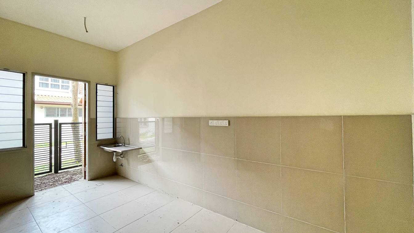 Double Storey Superlink Temasya Citra Glenmarie - photo 3