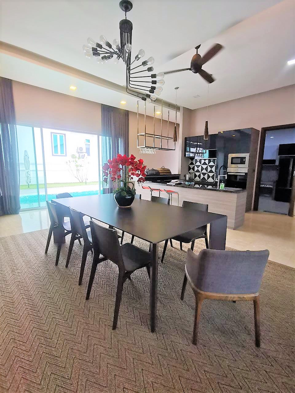 SPLENDID Bungalow Seksyen 7 Shah Alam with pool - photo 3