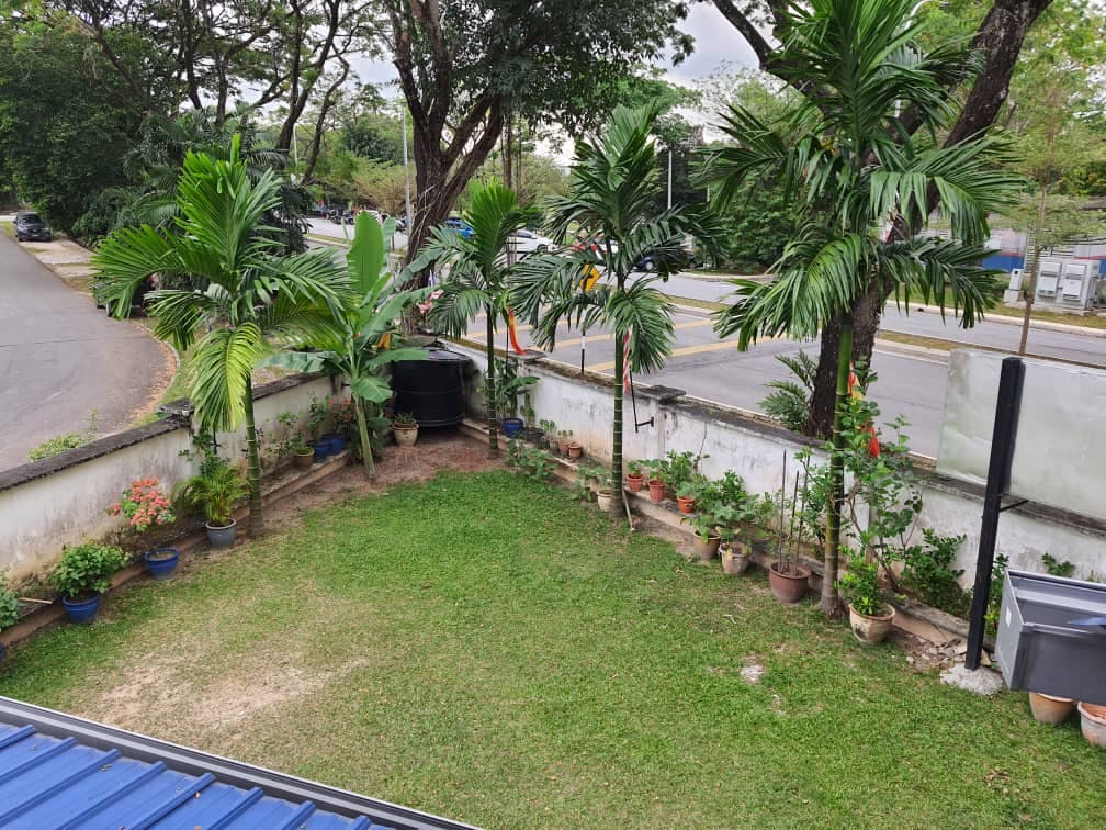SPLENDID Double Storey Corner Bukit Indah Ampang - photo 3