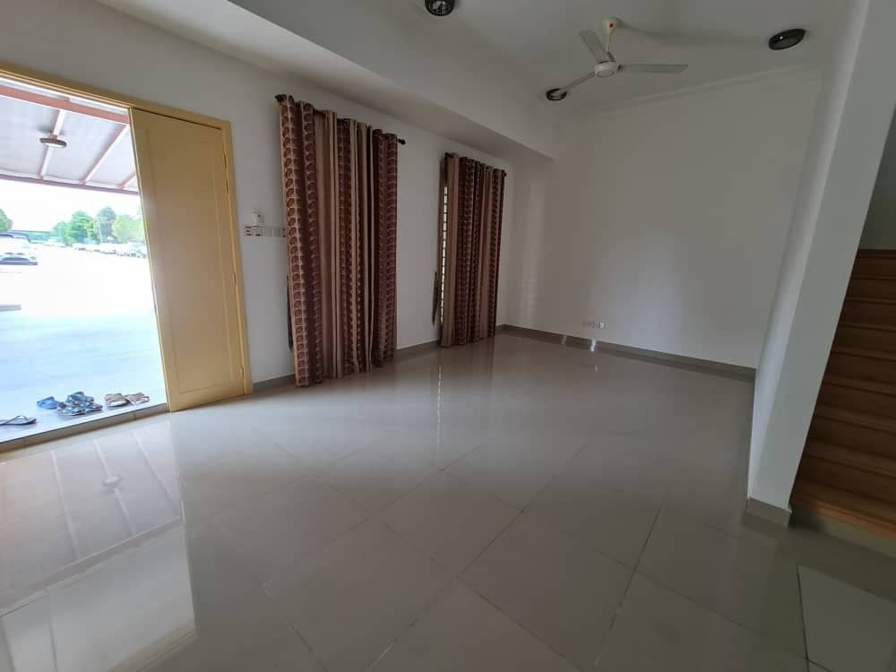 SAPCIOUS 3sty Delmara Bandar Bukit Raja Klang - photo 4