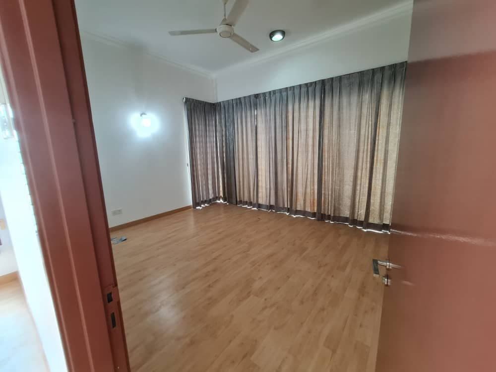 SAPCIOUS 3sty Delmara Bandar Bukit Raja Klang - photo 8