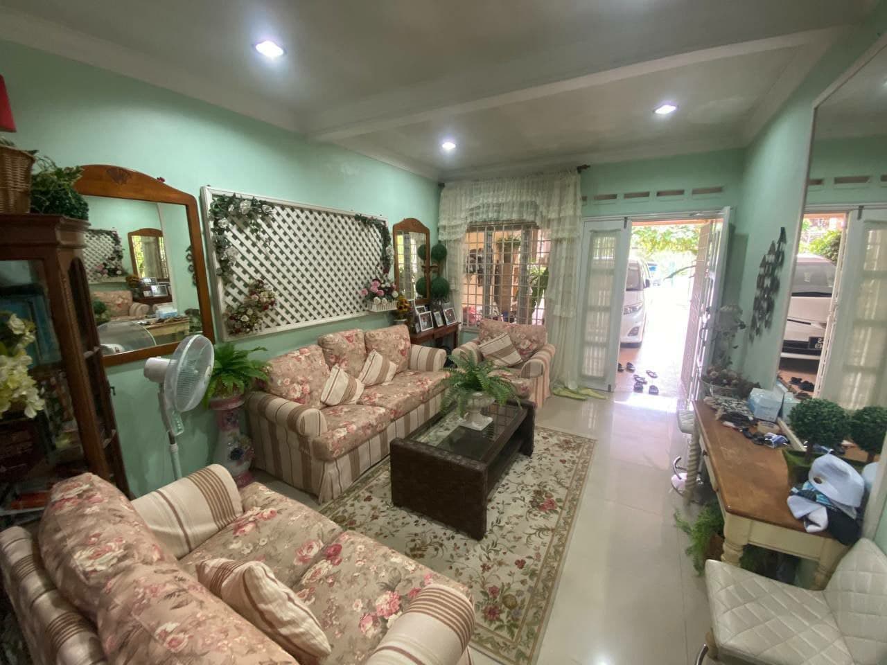 RENOVATED 2 Storey Semi D Tmn Meru Makmur Klang - photo 2