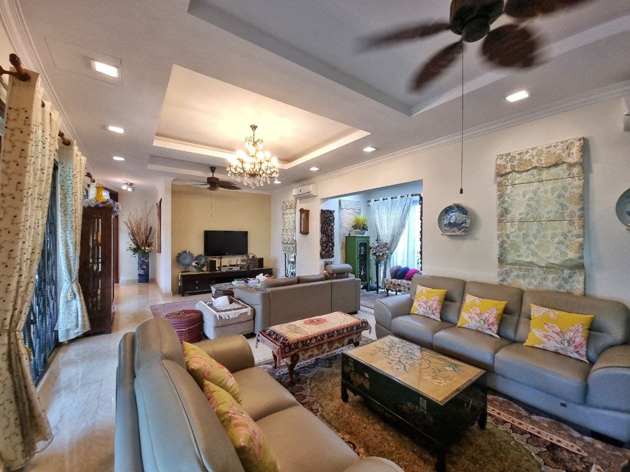 SPACIOUS Bungalow Tmn Tadisma Seksyen 13 Shah Alam