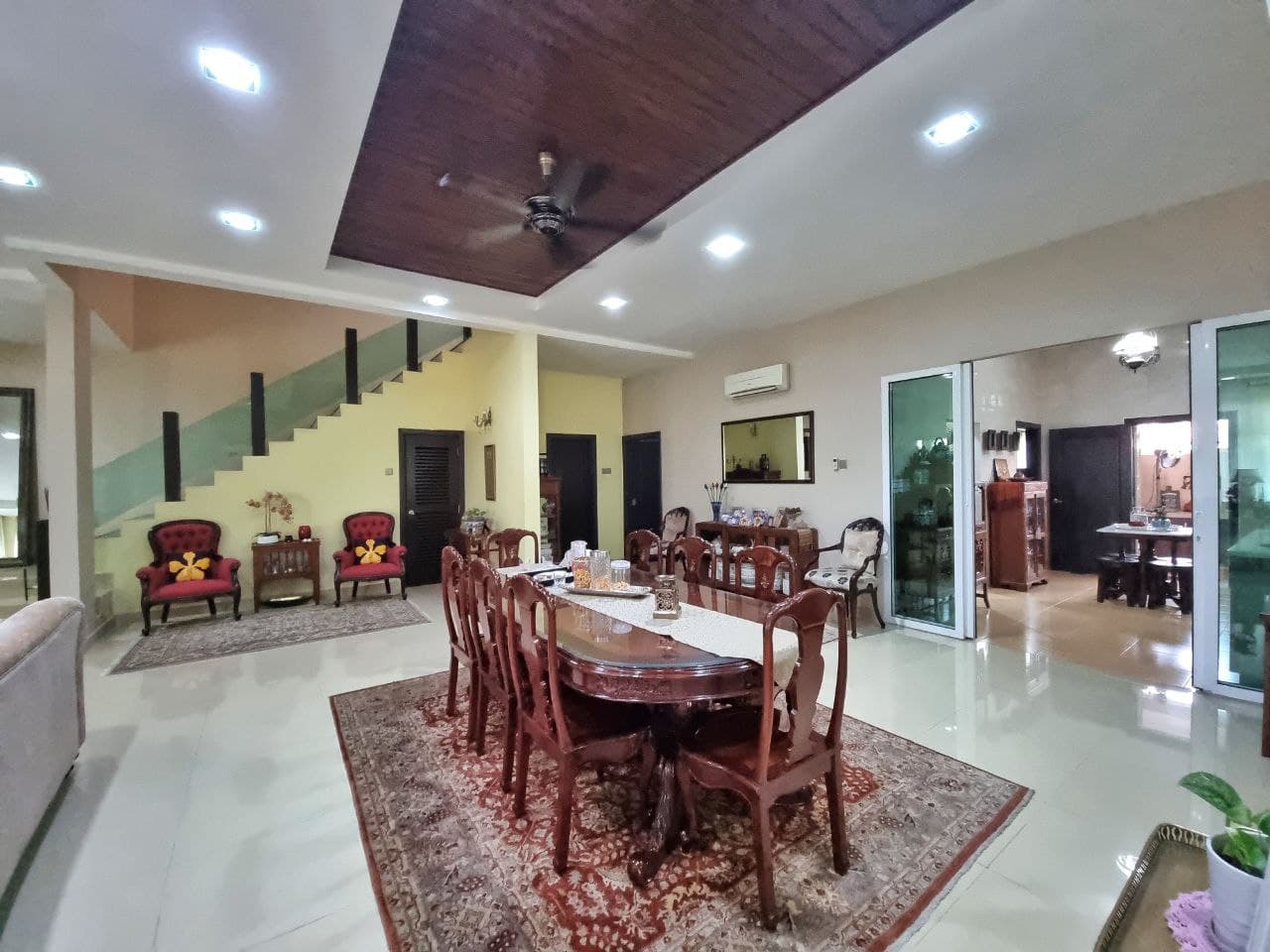 ELEGANT Bungalow Kemuning Residence Shah Alam - photo 3
