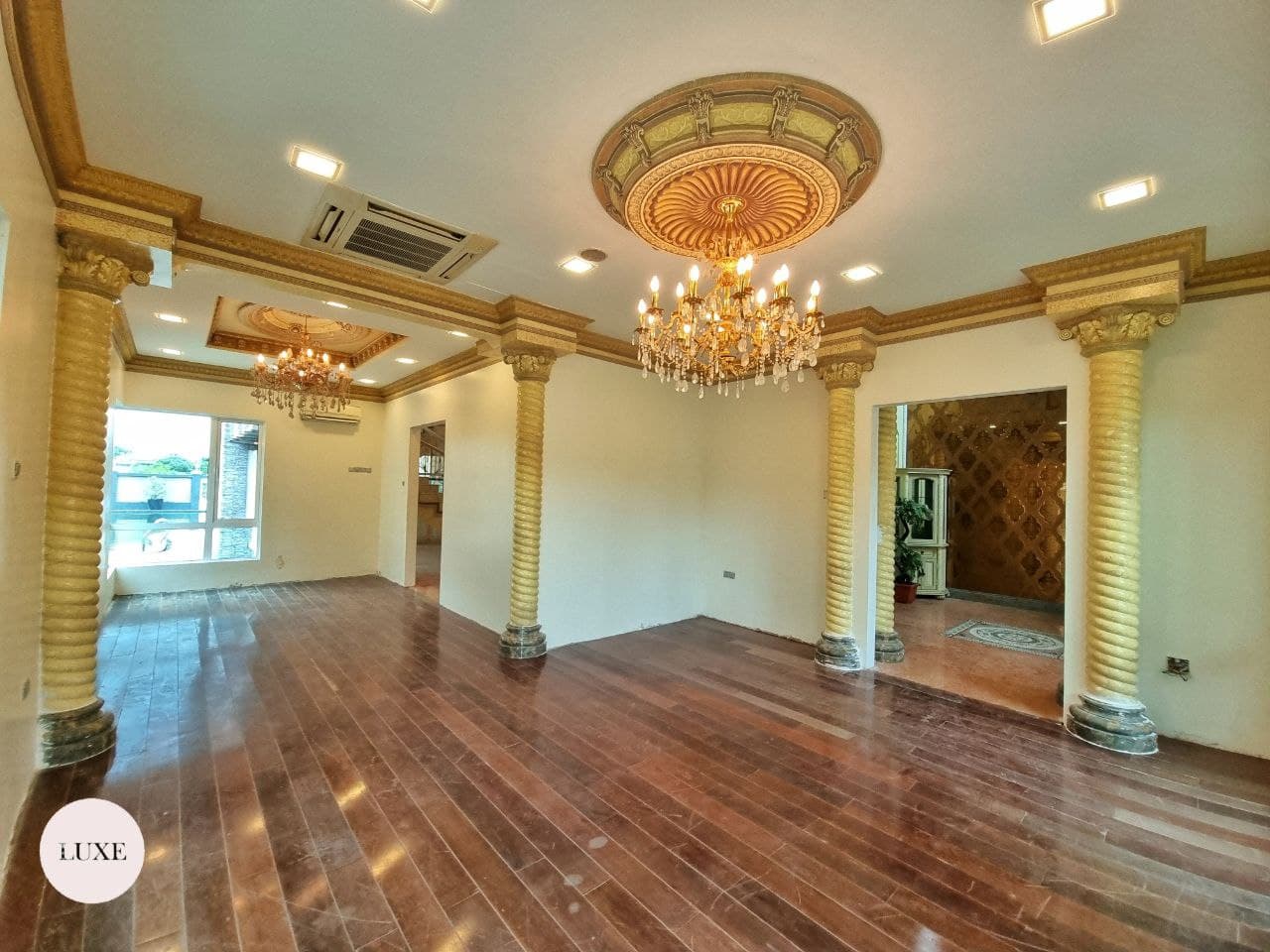 SPACIOUS Bungalow Bangi Golf Resort with pool - photo 2